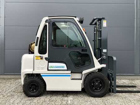 Gasoltruck 2015  Unicarriers U1D2A25LQ (2)