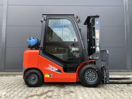 Carrelli elevatori GPL 2024  Heli CPYD25 (2)