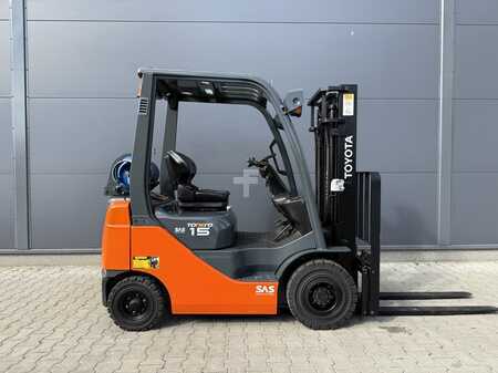 Gasoltruck 2017  Toyota 02-8 FGF15 (2)