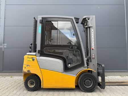 Gas gaffeltruck 2018  Jungheinrich TFG 320 (2)
