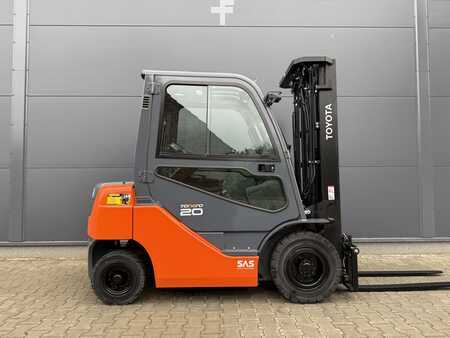 Dieselstapler 2017  Toyota 52-8FDF20 (2)