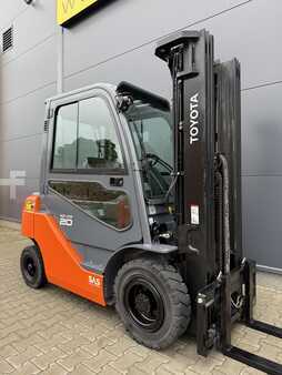 Dieselstapler 2017  Toyota 52-8FDF20 (3)