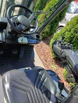 Empilhador a gás 2021  Toyota 02-8FGF18 (7)