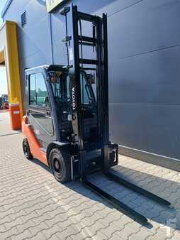 Nestekaasutrukki 2015  Toyota 02-8FGF20 (3)