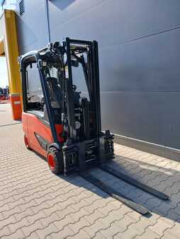 4-wiel elektrische heftrucks 2015  Linde E20PHL-02 (3)