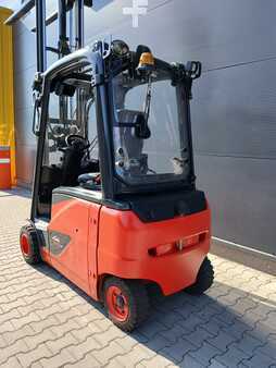 4-wiel elektrische heftrucks 2015  Linde E20PHL-02 (5)