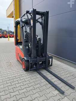 4-wiel elektrische heftrucks 2019  Linde E14-02 (3)