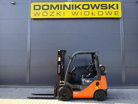 Empilhador a gás 2019  Toyota 02-8FGF18 (10)