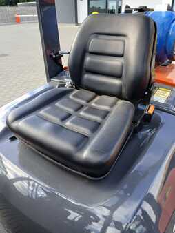 Gasoltruck 2005  Toyota 42-7FGF25 (8)