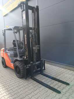 Diesel truck 2013  Toyota 02-8FDF30 (3)