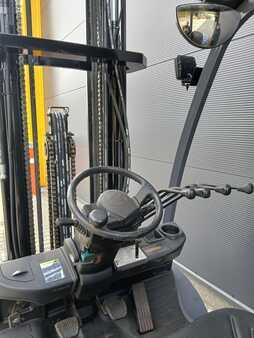 Diesel truck 2013  Toyota 02-8FDF30 (7)