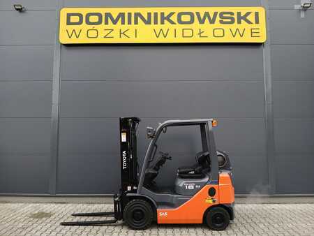 Empilhador a gás 2020  Toyota 02-8FGF18 (10)