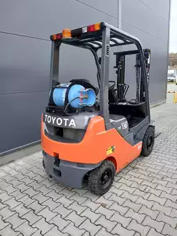 Gas truck 2014  Toyota 02-8FGF15 (6)