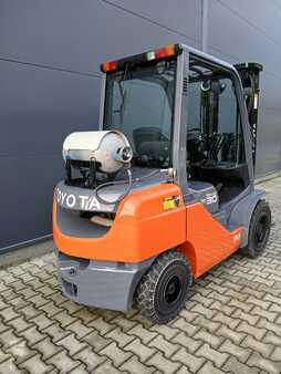 LPG VZV 2015  Toyota 02-8FGF30 (6)