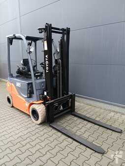 El Truck - 4-hjul 2017  Toyota 8FBMK20T (3)