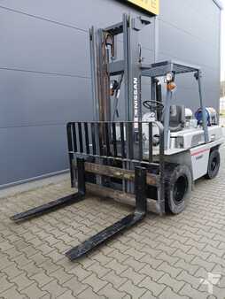 Container truck 1994  Nissan BGF03A45H (4)