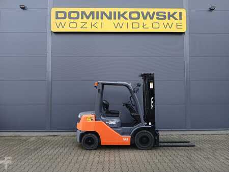 Dízel targoncák 2016  Toyota 52-8FDF25 (1)