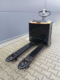 Niederhubwagen 2021  Toyota LWE200 (4)