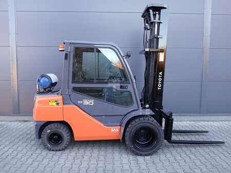 Kontejnerový vozík 2008  Toyota 02-FGF30 (2)