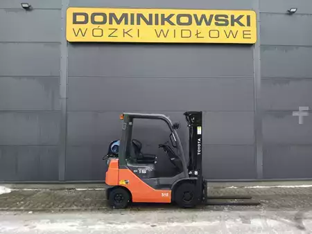 Gas truck 2010  Toyota 02-8FGF15 (1)