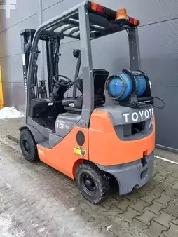 Gas truck 2010  Toyota 02-8FGF15 (5)