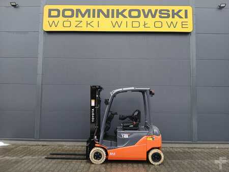 Elektromos 4 kerekű 2021  Toyota 8FBM18T (11)