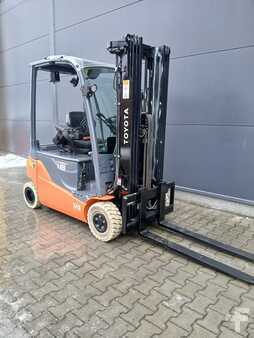 Elektromos 4 kerekű 2021  Toyota 8FBM18T (3)