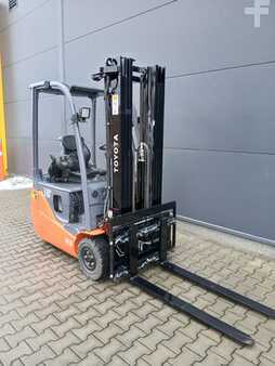 Elektromos 3 kerekű 2019  Toyota 8FBE15T (3)