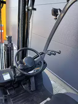 Dízel targoncák 2014  Toyota 02-8FDF30 (7)