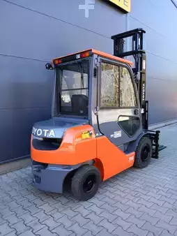 Dieselový VZV 2020  Toyota 02-8FDF25 (6)