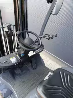 Gázüzemű targoncák 2021  Toyota 02-8FGF18 (7)