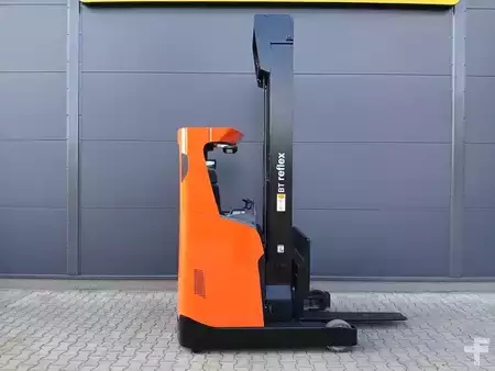 Reach Truck 2021  Toyota RRE160H (2)
