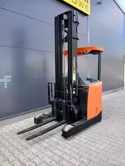 Reach Truck 2012  Toyota RRE160 (4)