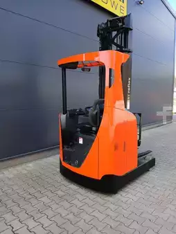 Reach Truck 2012  Toyota RRE160 (5)