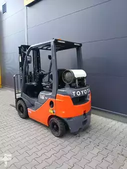 Gasoltruck 2021  Toyota 02-8FGF18 (5)