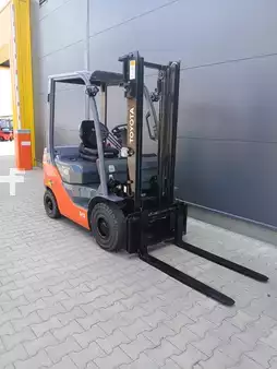 Dízel targoncák 2021  Toyota 42-8FDF18 (3)