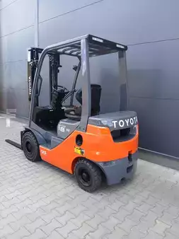 Dízel targoncák 2021  Toyota 42-8FDF18 (5)