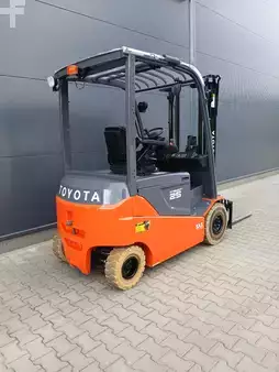 Sähkö - 4 pyör 2019  Toyota 8FBMKT25 (6)