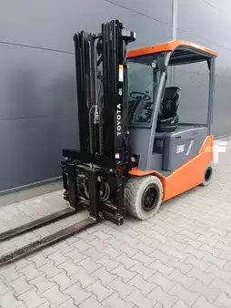 Elektro 4 Rad 2020  Toyota 8FBMT35 (5)