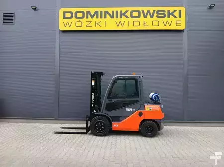 LPG heftrucks 2016  Toyota 02-8FGF30 (10)