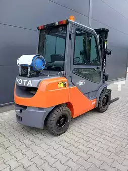 LPG heftrucks 2016  Toyota 02-8FGF30 (6)