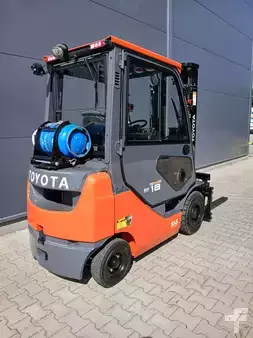 Chariots élévateurs GPL 2019  Toyota 02-8FGF18 (6)
