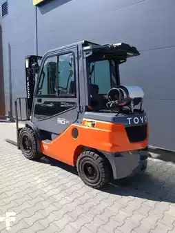 Nestekaasutrukki 2020  Toyota 02-8FGF30 (5)