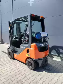 Nestekaasutrukki 2017  Toyota 02-8FGF15 (5)