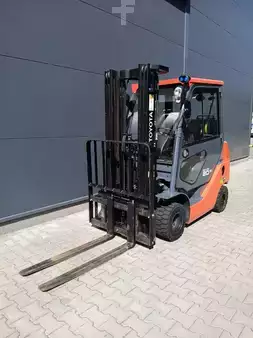 LPG heftrucks 2019  Toyota 02-8FGKF20 (4)