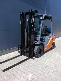 Gas truck 2021  Toyota 02-8FGF20 (4)