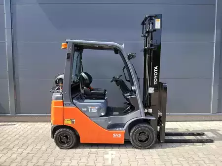 Nestekaasutrukki 2020  Toyota 02-8FGF15 (2)