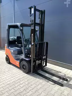 Nestekaasutrukki 2020  Toyota 02-8FGF15 (3)