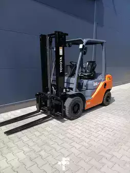 Empilhador diesel 2010  Toyota 02-8FDF25 (4)