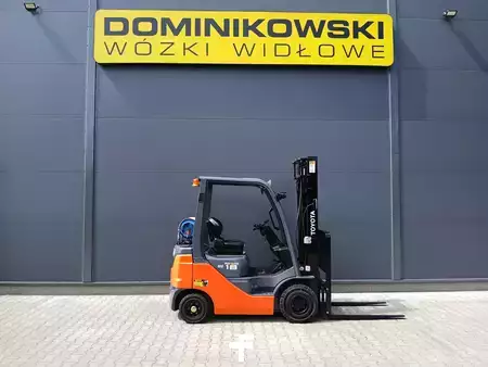 Wózki gazowe 2020  Toyota 02-8FGF18 (1)